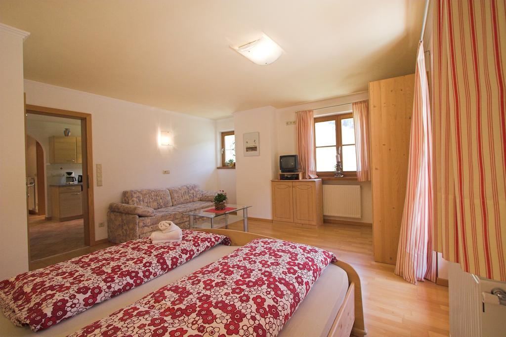 Apartments Dilln Guetl Tires Oda fotoğraf